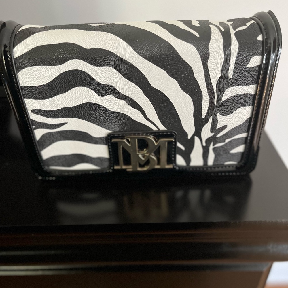 Badgley Mischka Black and White Crossbody Bag with Zebra Print EUC.